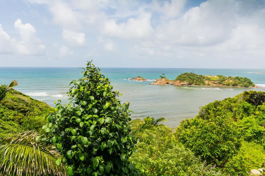 Готель Calibishie Cove Екстер'єр фото